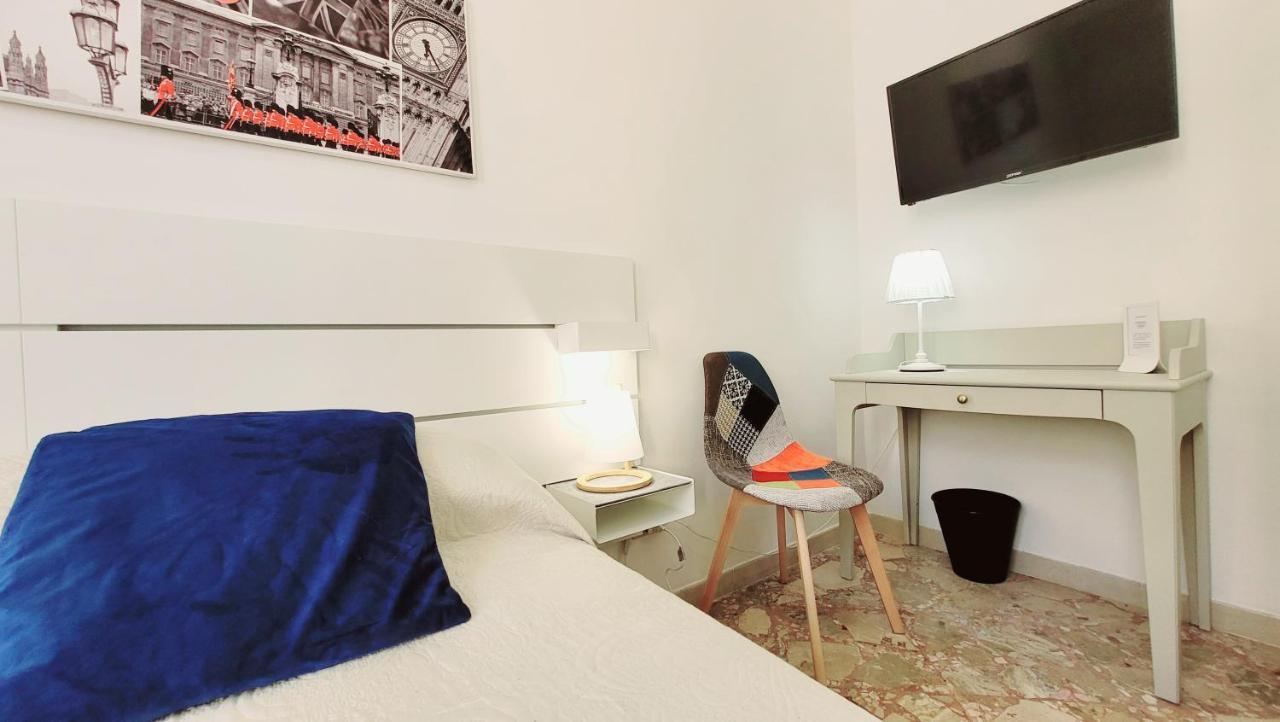 Zanzi 'S Charming Rooms Avola Exterior photo