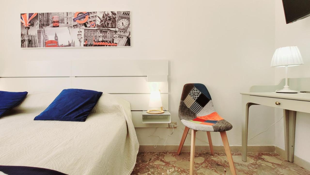 Zanzi 'S Charming Rooms Avola Exterior photo