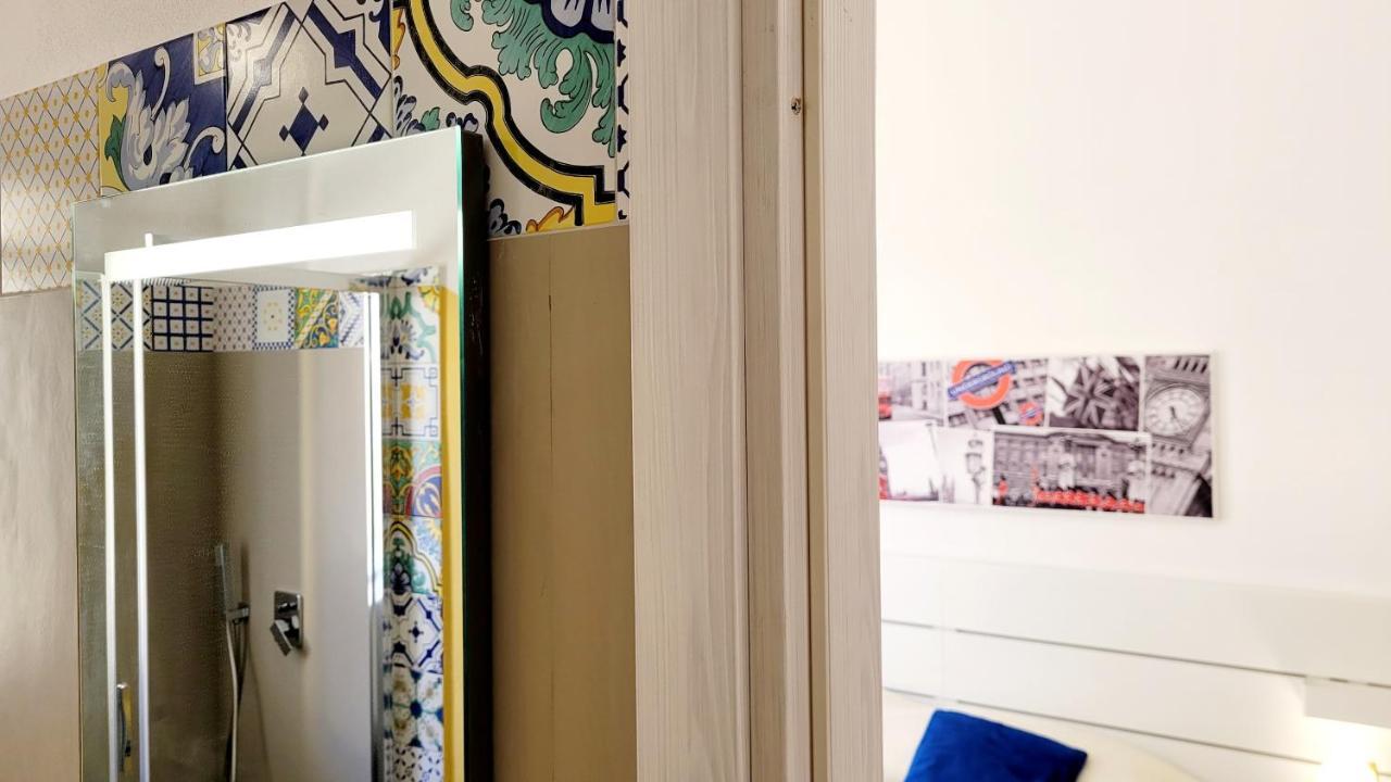 Zanzi 'S Charming Rooms Avola Exterior photo