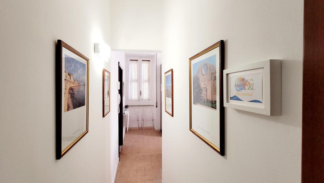 Zanzi 'S Charming Rooms Avola Exterior photo